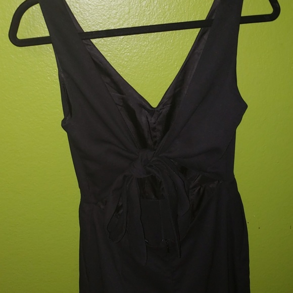 Super elegant but sexy black romper. Great quality - Picture 2 of 3